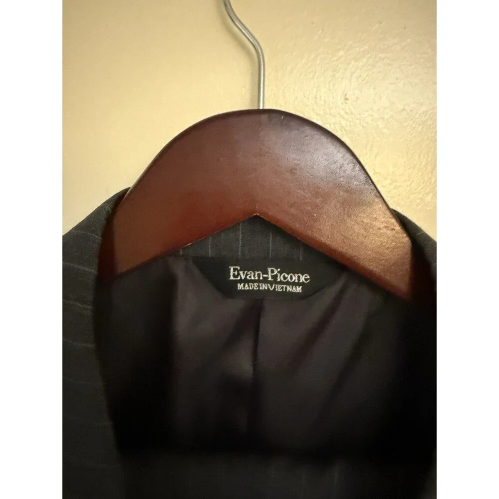 Evan Picone Pinstripped 3 Button Men Suit Size 46 Regular